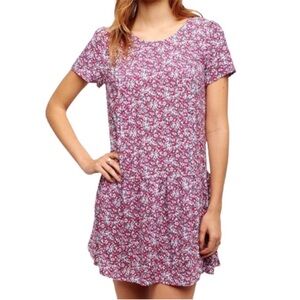Pink Floral Short Sleeve Urban Outfitters Confidence & Chance Dress [Small]
